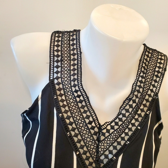 Orb Selena Lace Embellished Cami/Tank - Picture 3 of 4